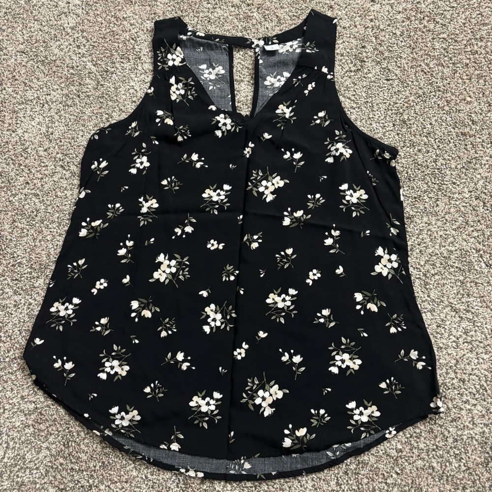 Old Navy Black Floral Sleeveless Blouse